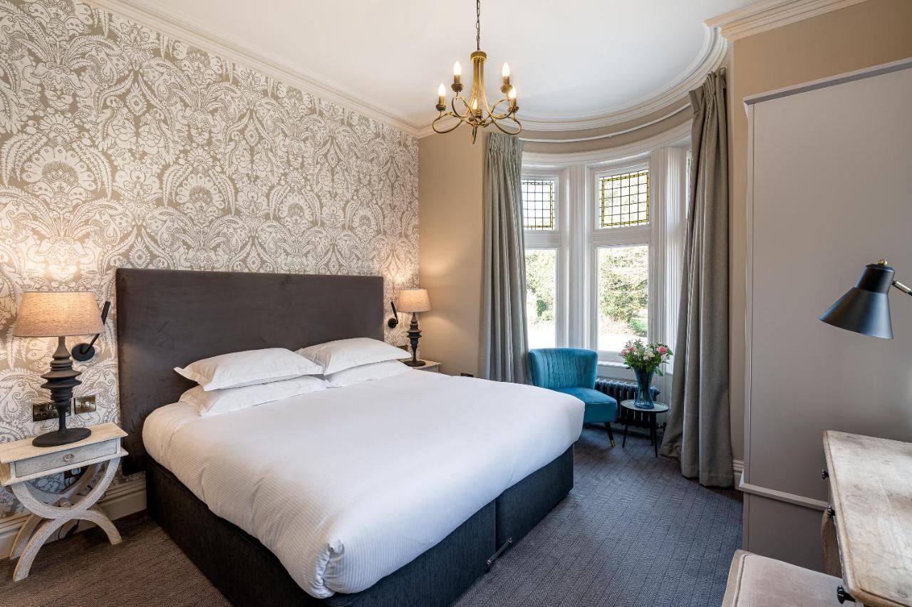 Hotel The Fleece 4*